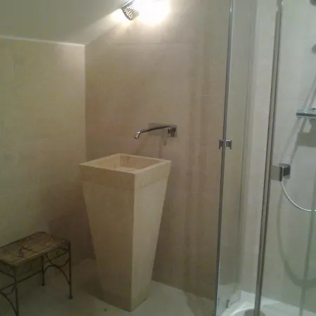 Bed & Breakfast Les Chambres Des Eaux 3*